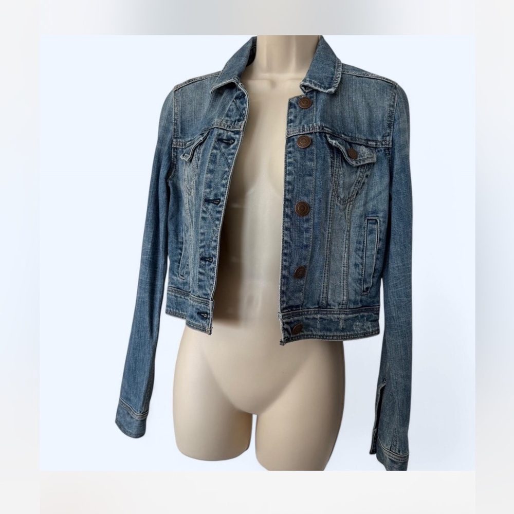 American Eagle denim jacket size small